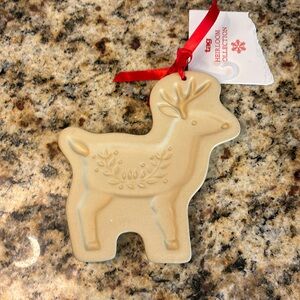 Tag 2019 Reindeer Cookie Mold NWT